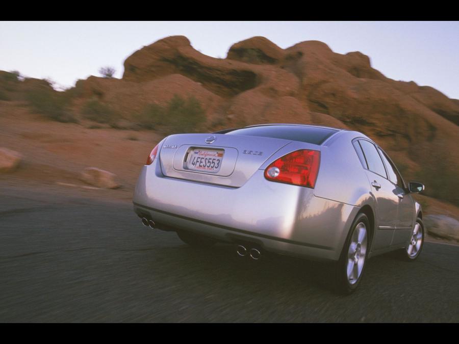  Nissan Maxima (A34) 2004 года  (фото 21 из 22)